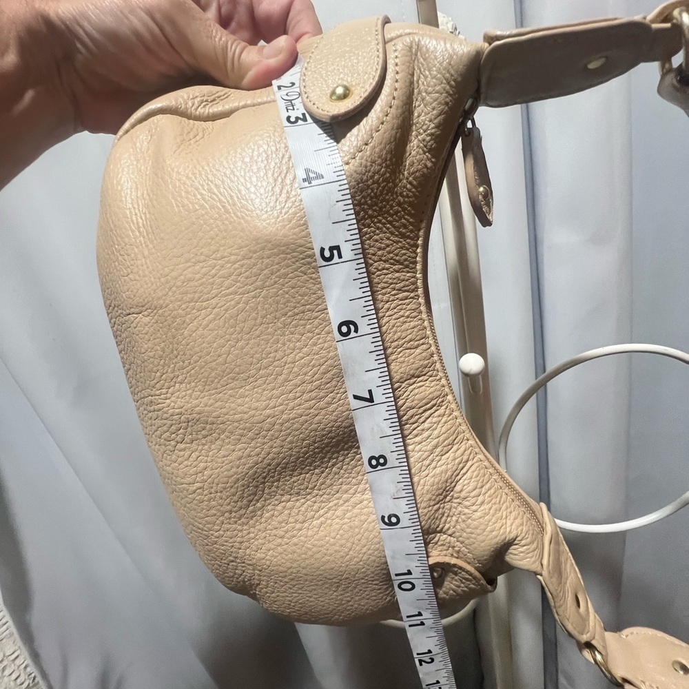 Stone & Co. Tan Leather Hobo Bag - Picture 4 of 10
